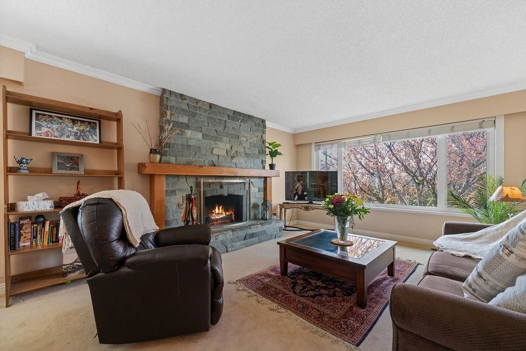 listing image 1109180137146392202