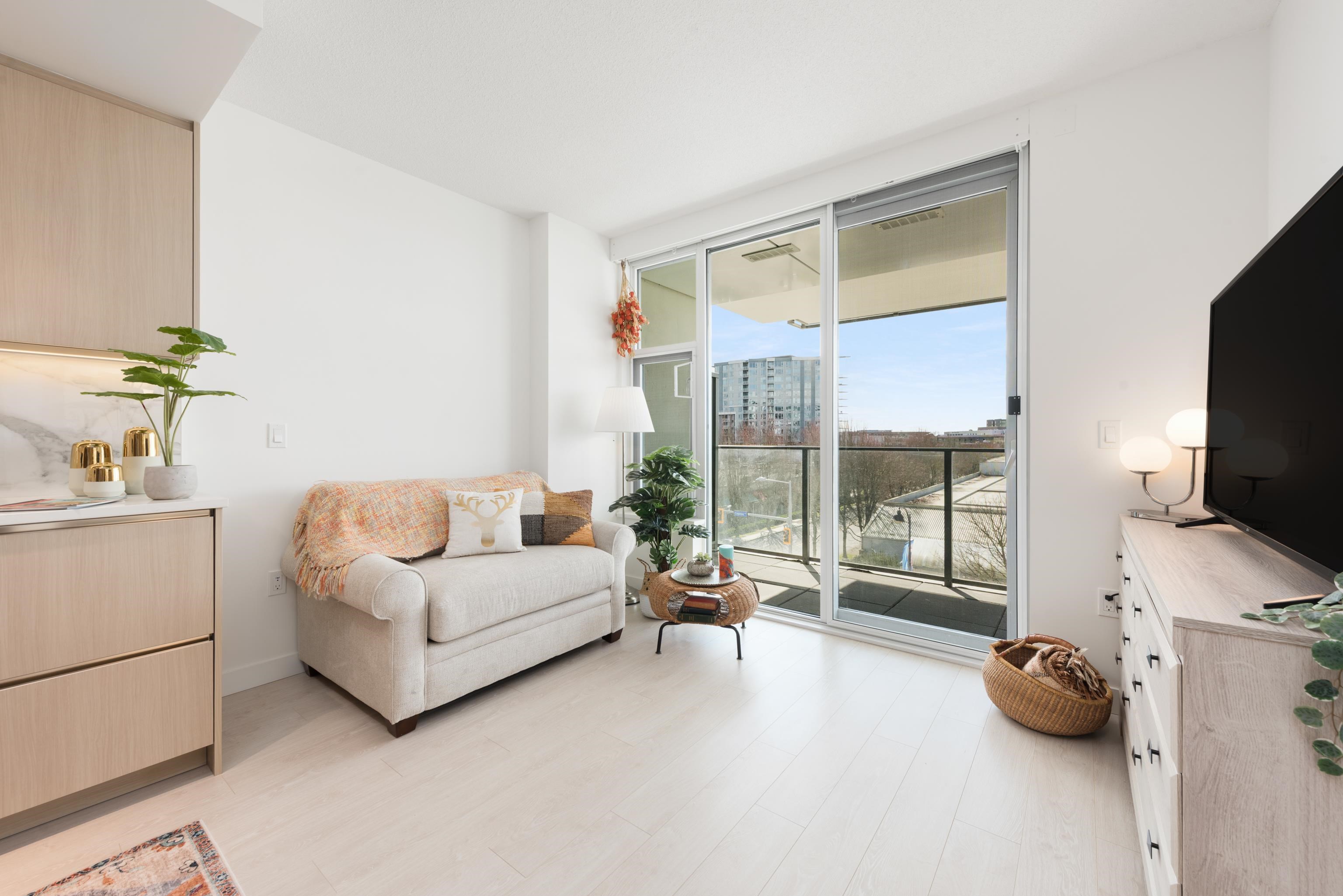 8611 Hazelbridge Way 402