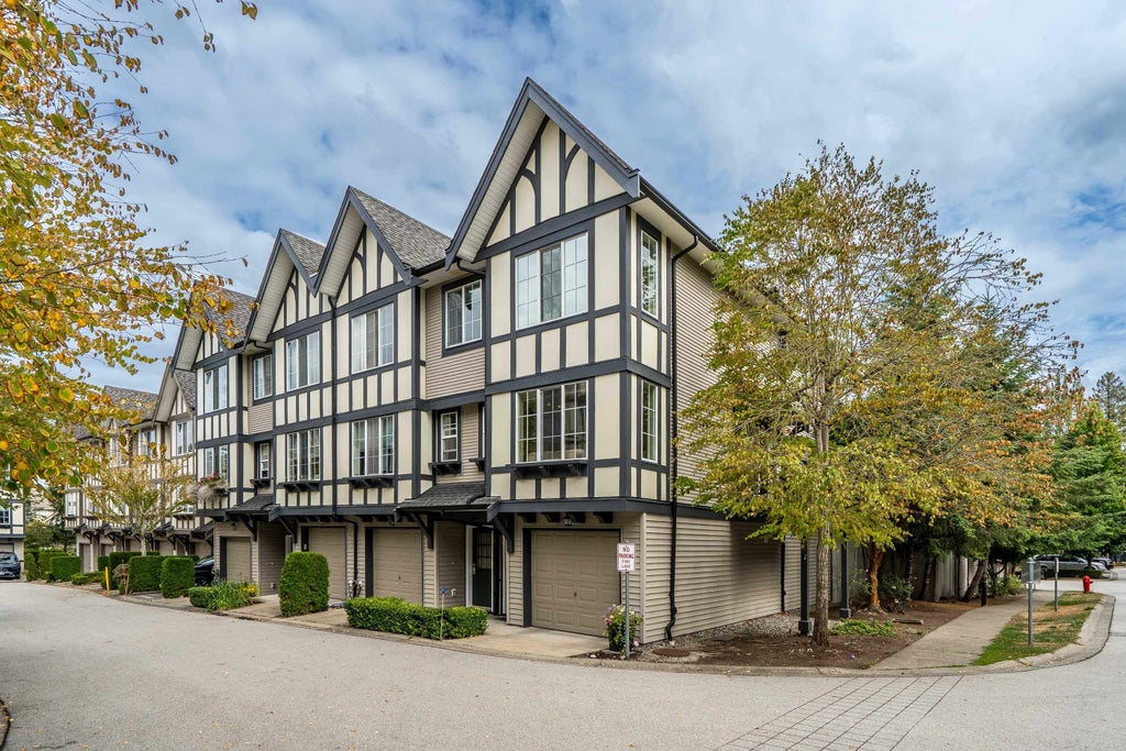 Photo of 20875 80 Avenue #33, Langley, BC V2Y 2Y1 (MLS # R3161447)