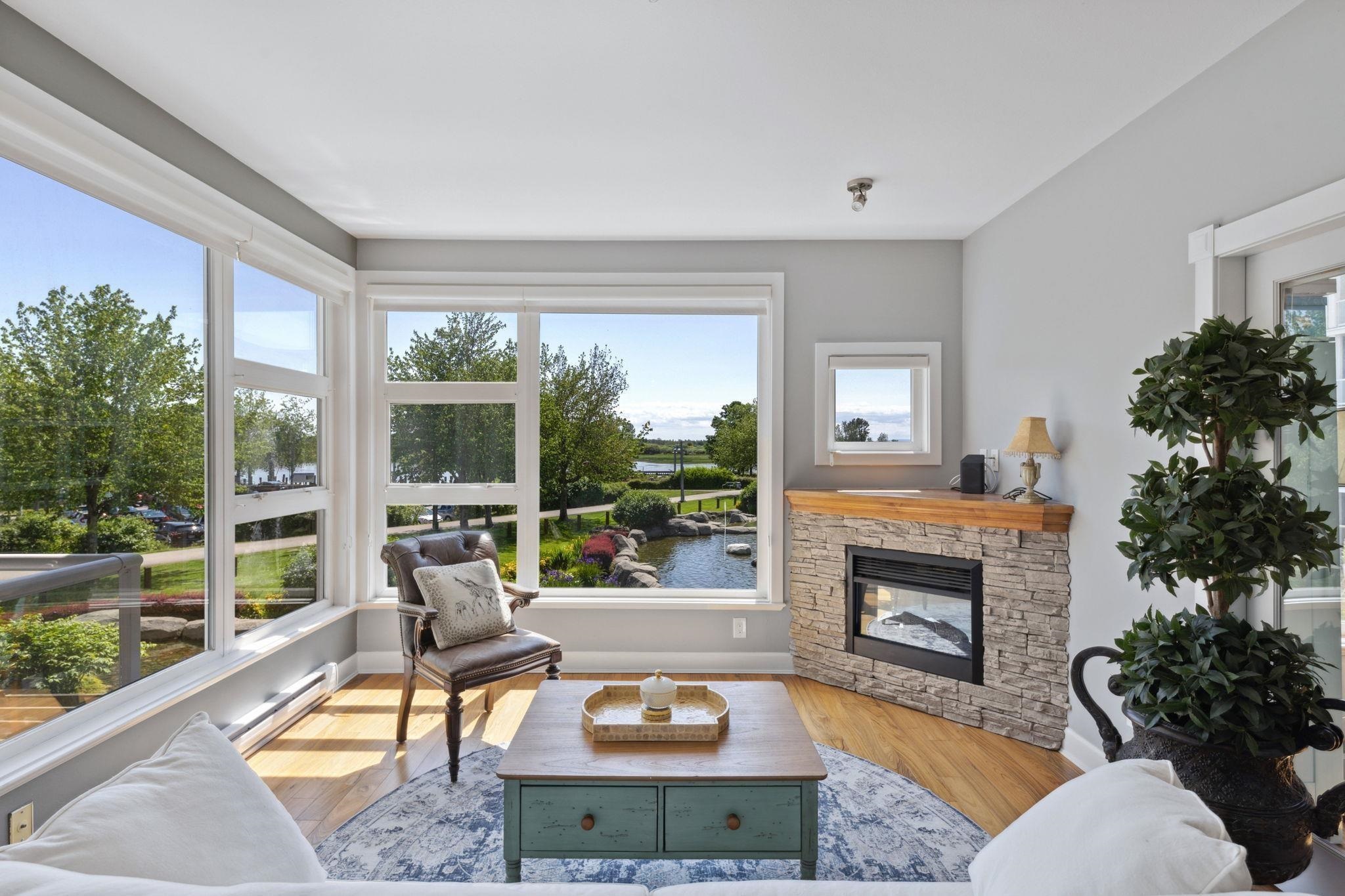 4600 Westwater Drive 204