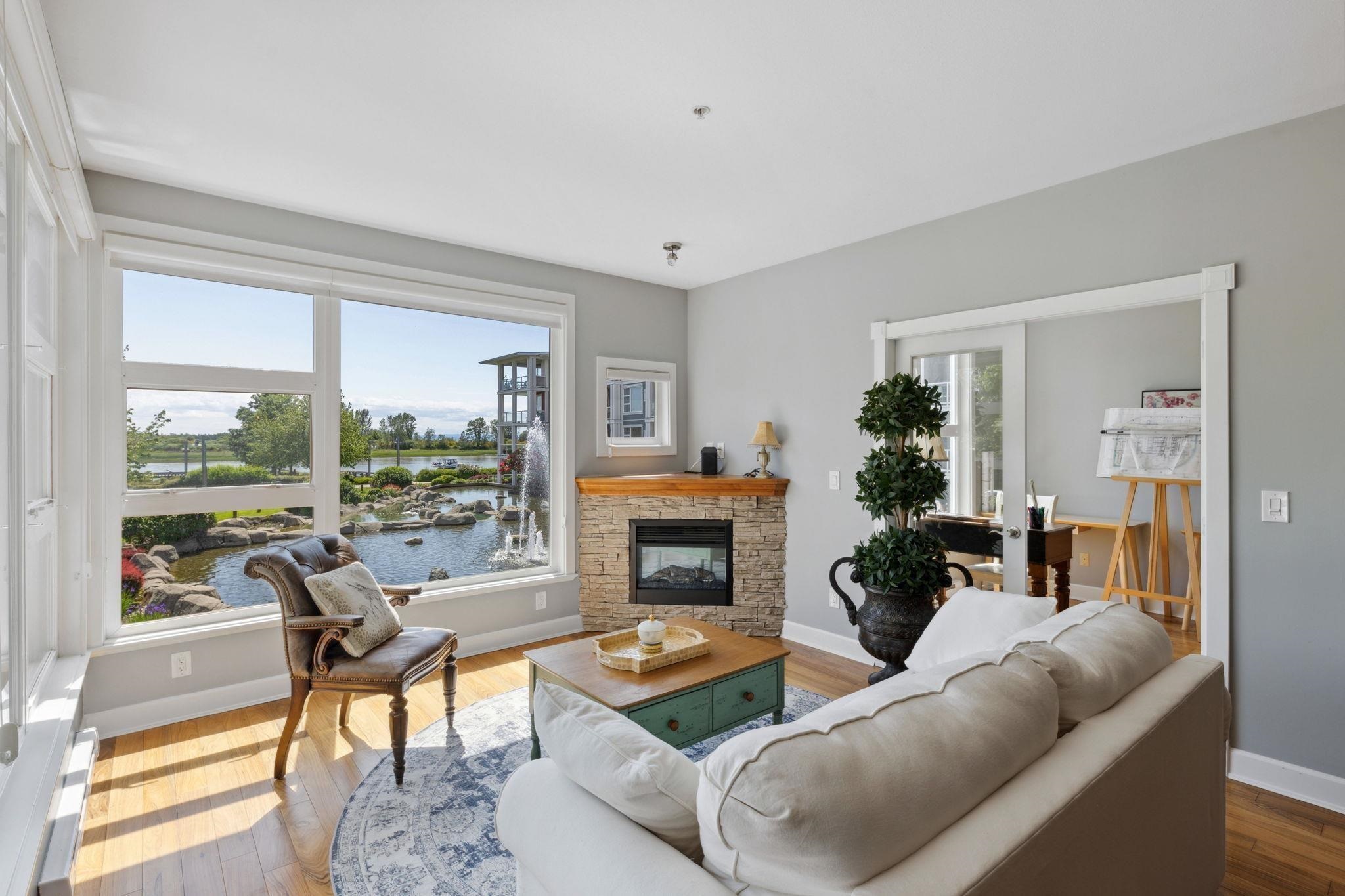 4600 Westwater Drive 204