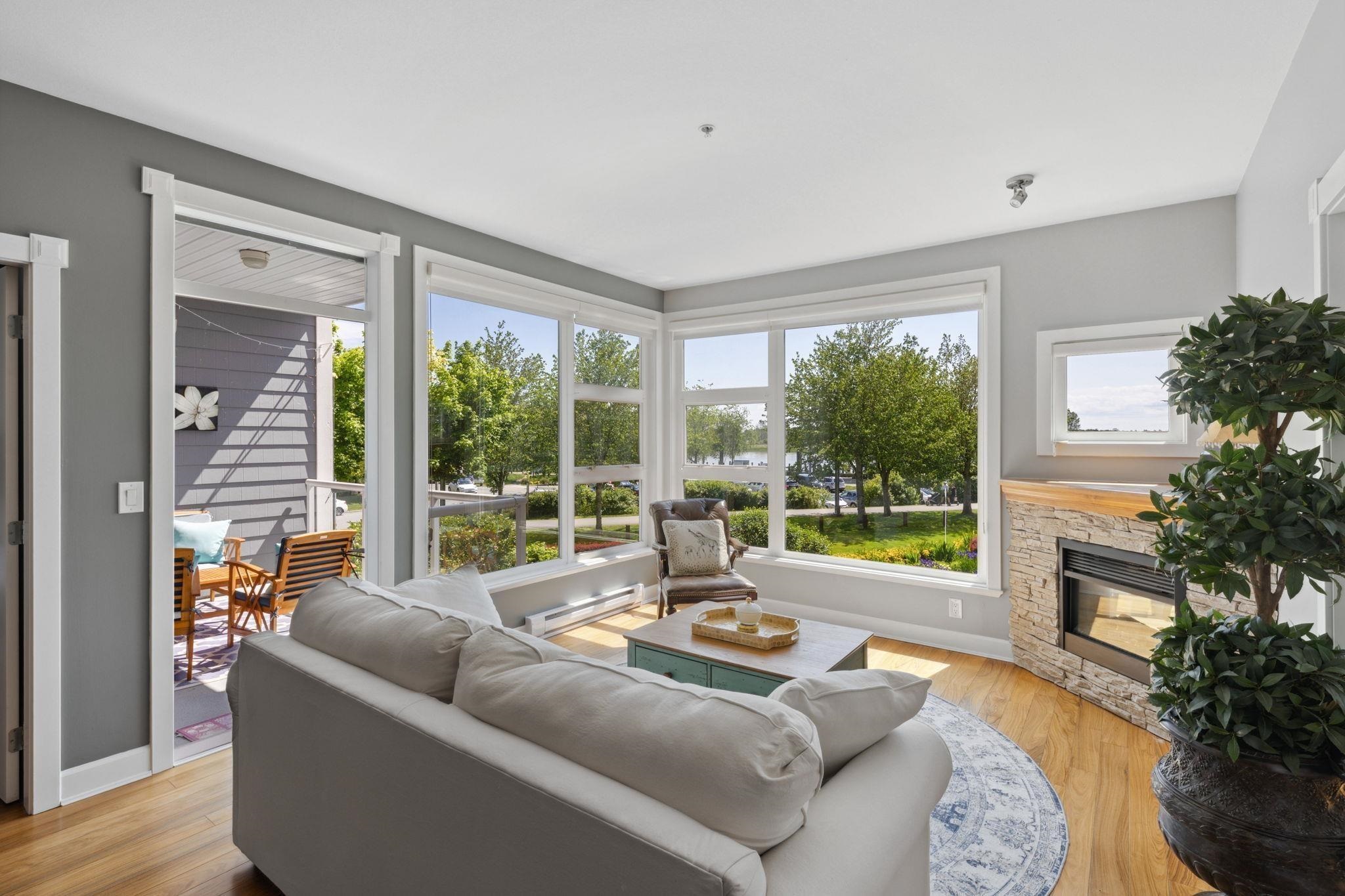 4600 Westwater Drive 204