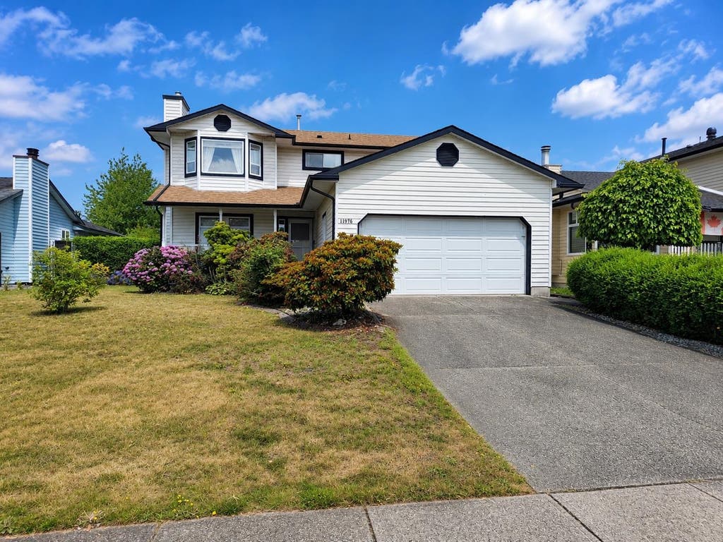 Photo of 11976 Meadowlark Drive, Maple Ridge, BC V2X 9L9 (MLS # R3150806)