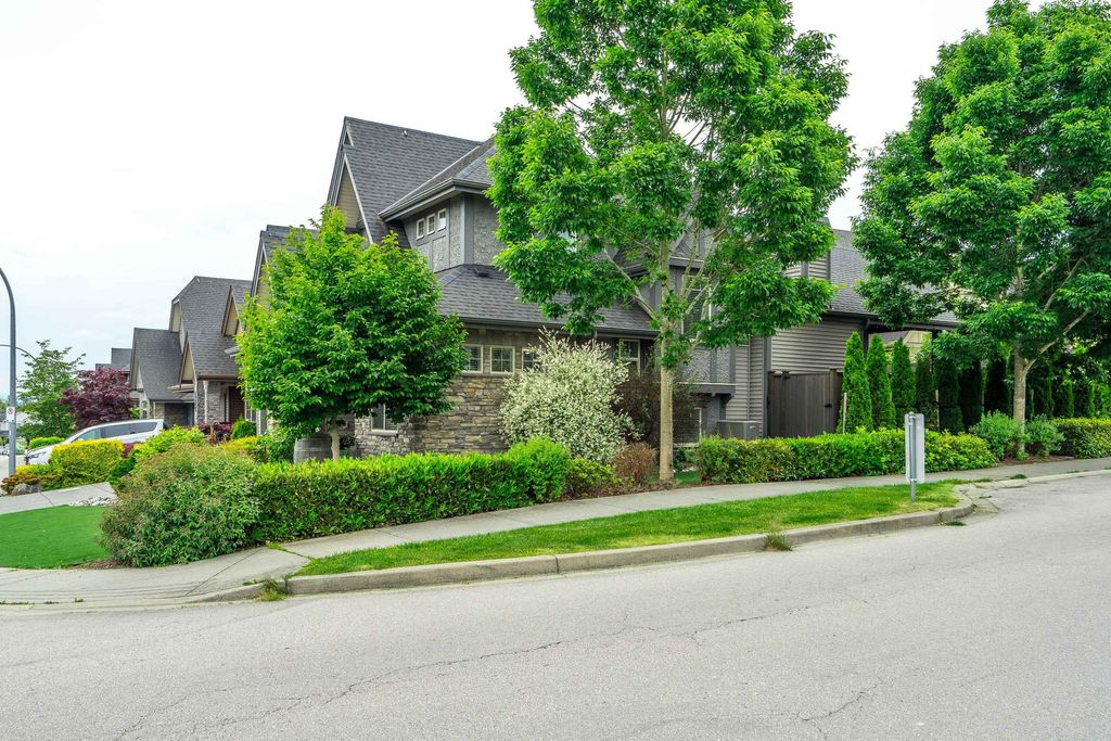 Photo of 21108 79a Avenue, Langley, BC V2Y 0H3 (MLS # R3125614)