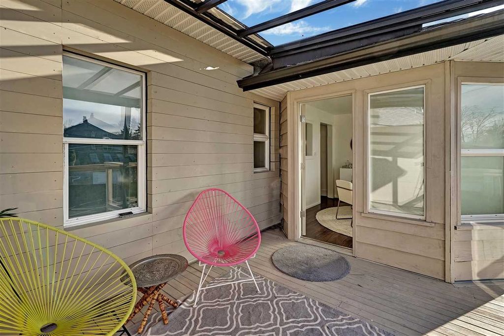 listing image 1108260964239782963