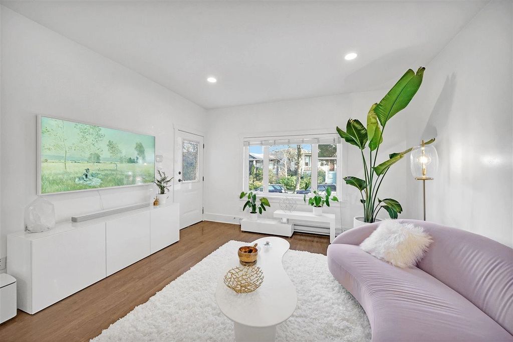 listing image 1109870639898380920