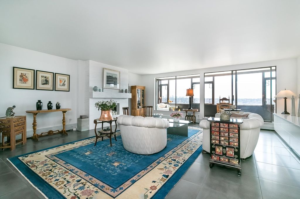 listing image 1100276219228024073