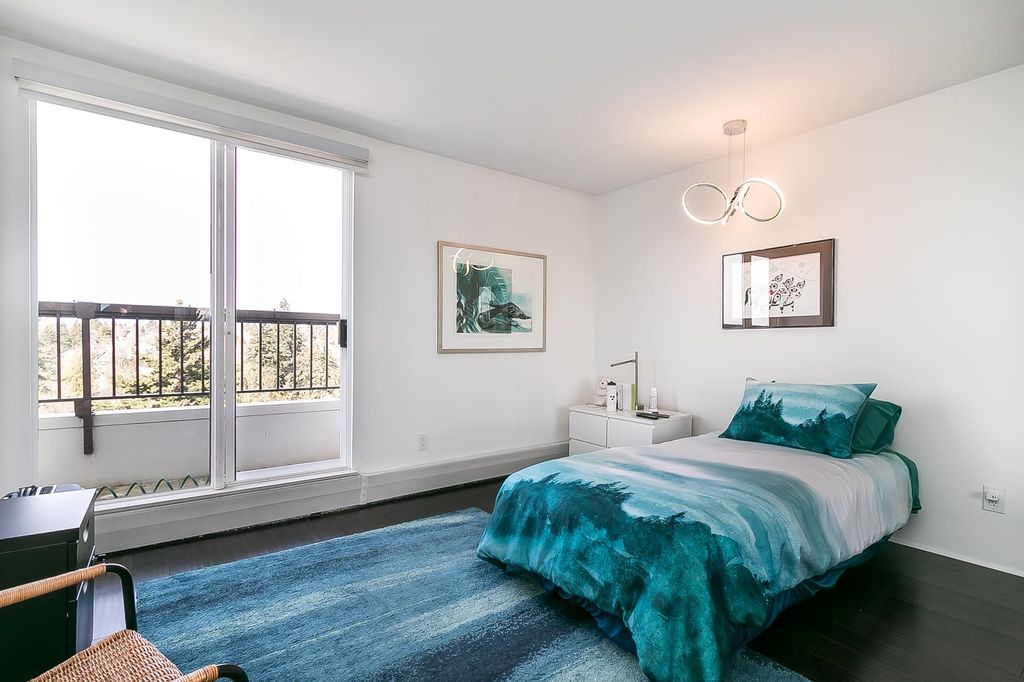 listing image 1103187826075774601