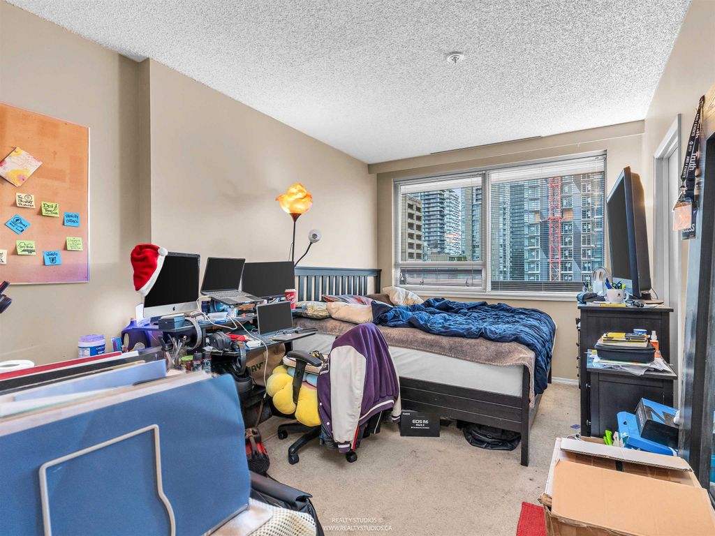 listing image 1103218536555080262