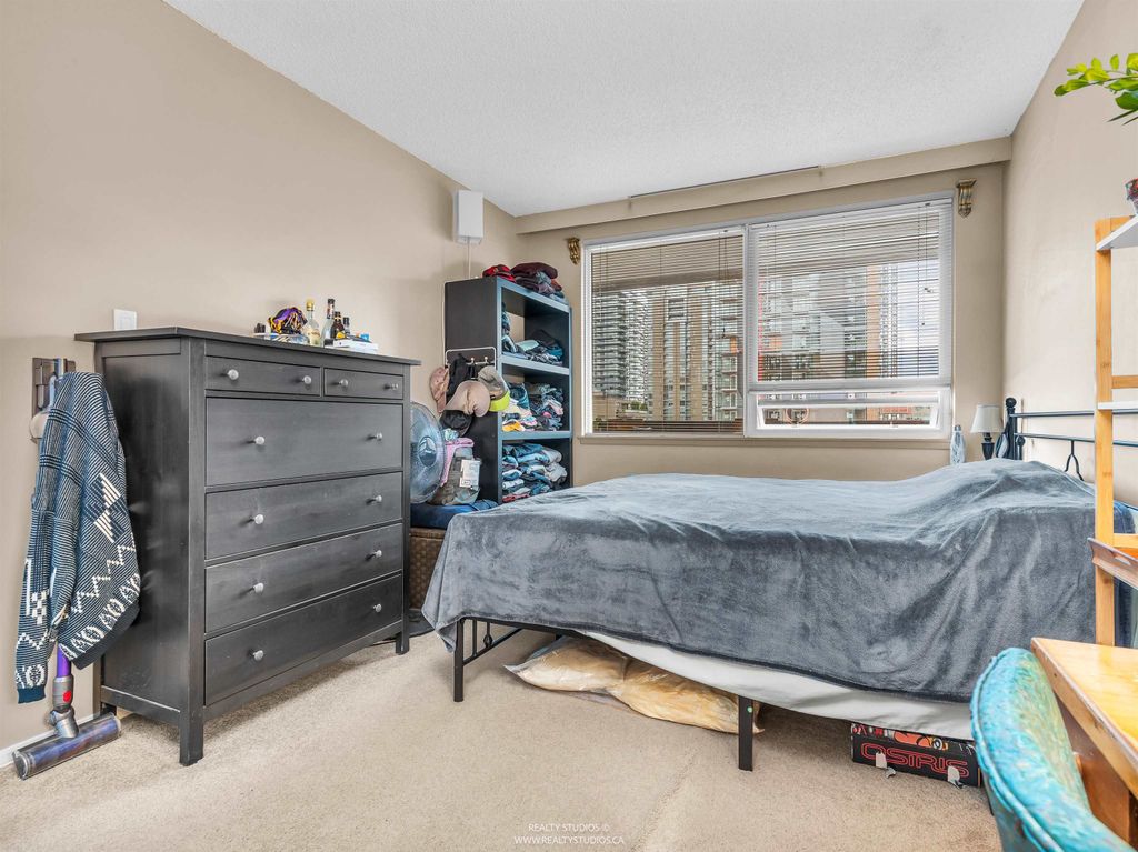 listing image 1109230427391686967