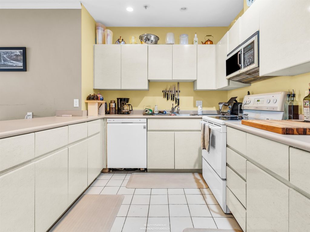 listing image 1109049069874004191