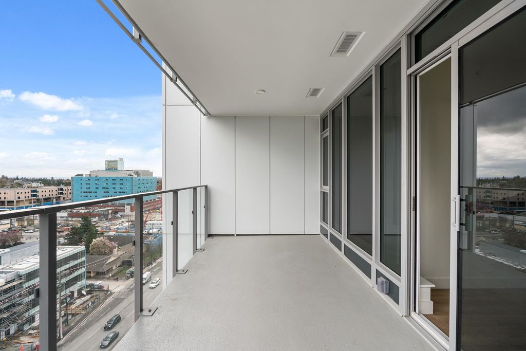 listing image 1104511174746663517
