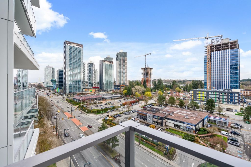 listing image 1105722663320056644