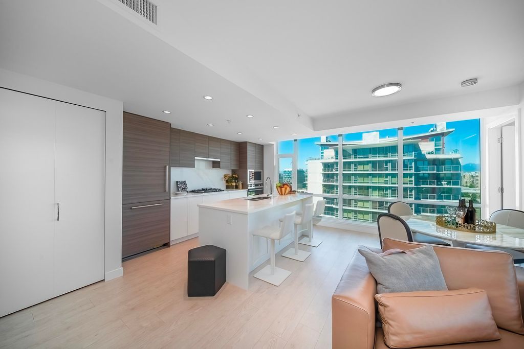 listing image 1109588705314206331