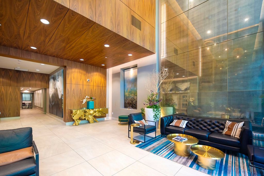 listing image 1108341785300313932