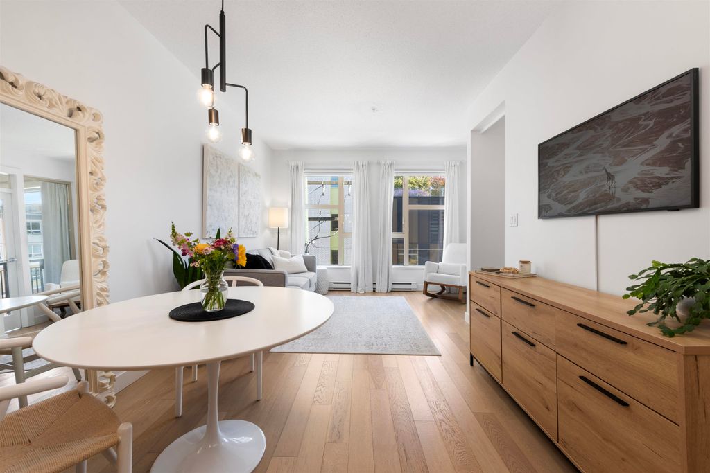listing image 1106874562785487203