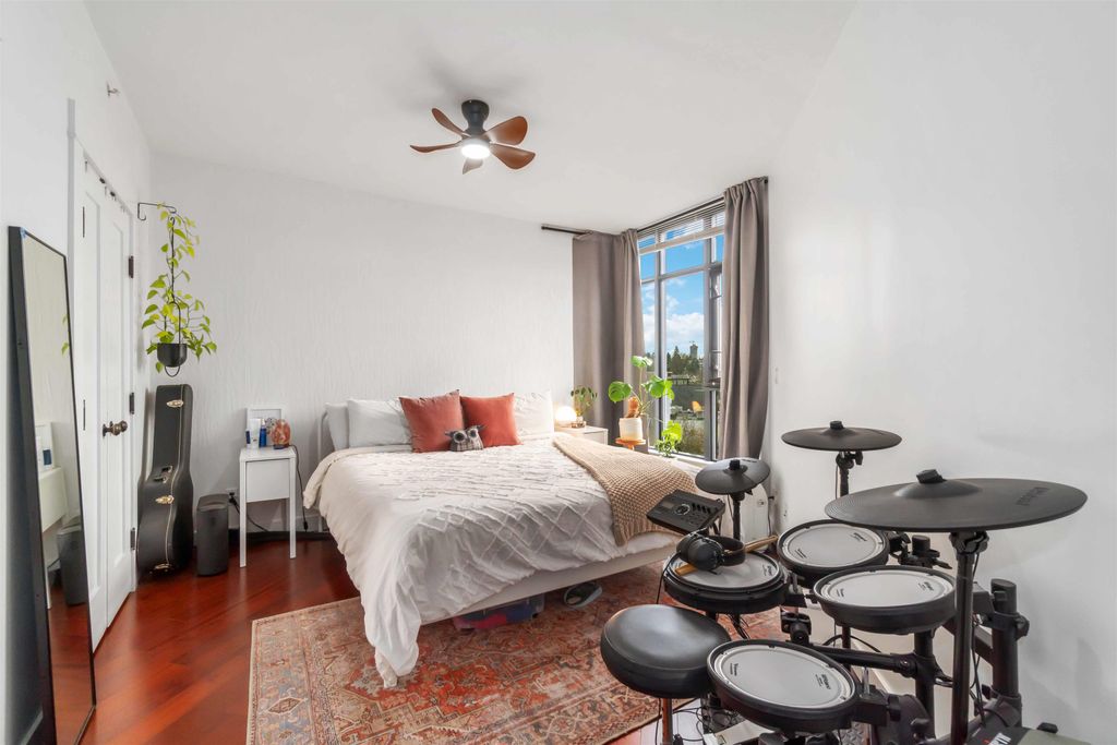 listing image 1105154424114711966