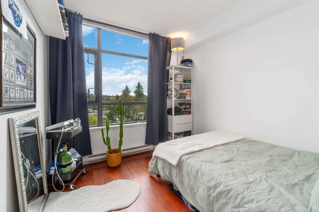 listing image 1109889957117915804