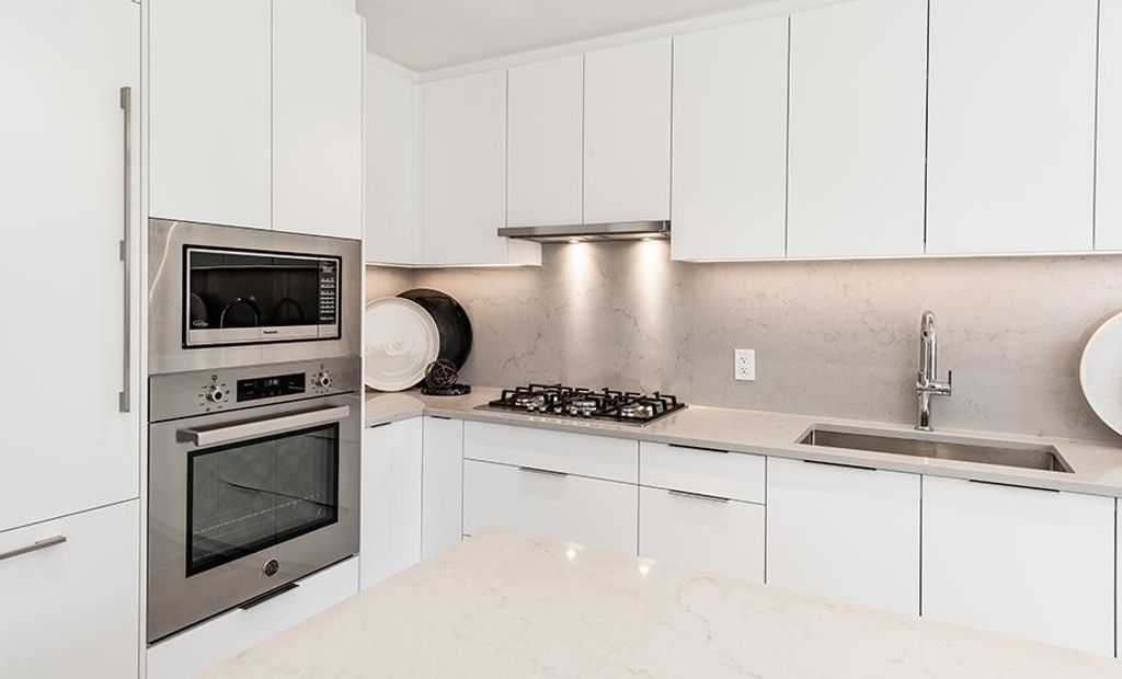 listing image 1109455524686030484