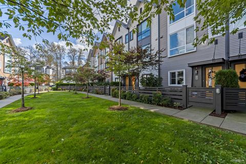 2358 Ranger Lane 18 Port Coquitlam BC V3B 0L5