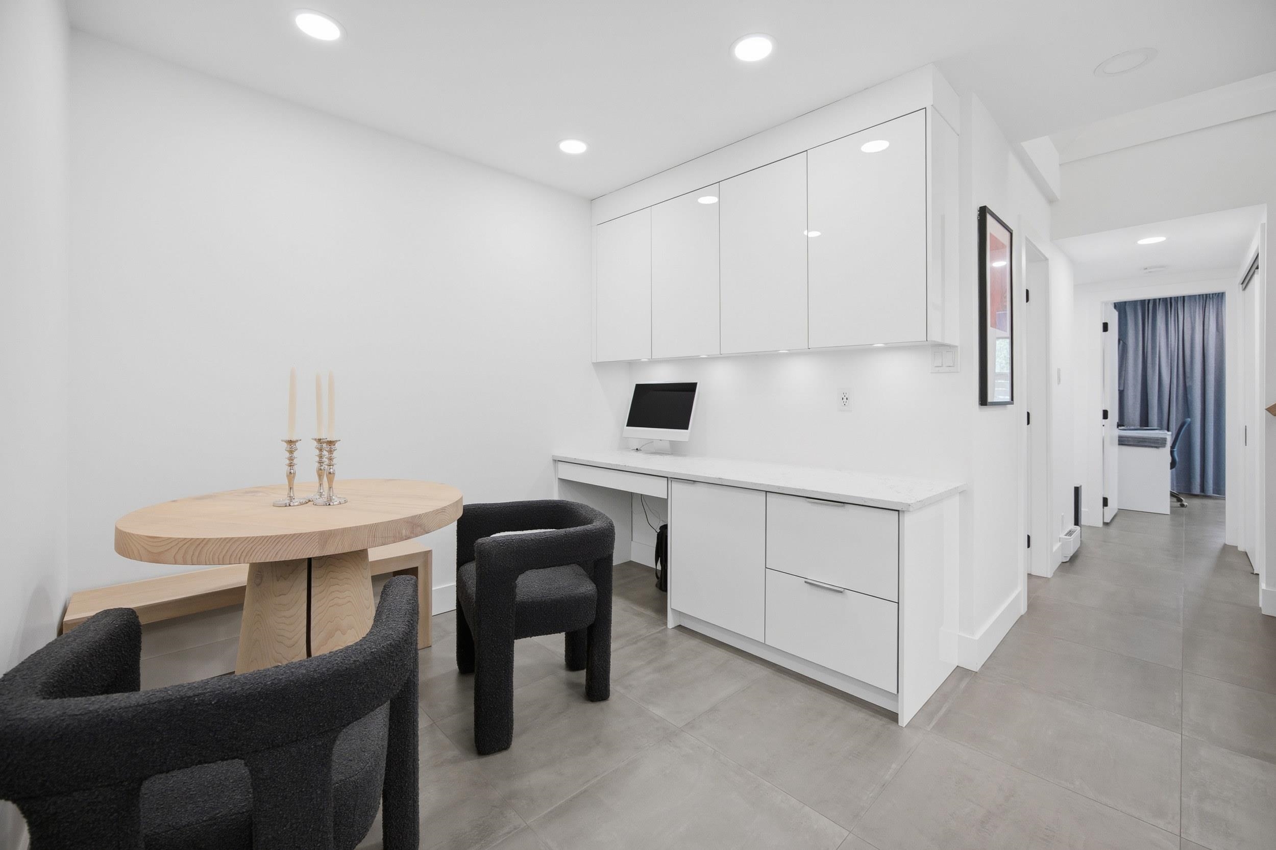 3321 Mountain Highway