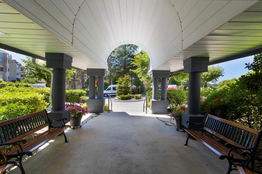 Photo of 11601 227 Street #314, Maple Ridge, BC V2X 0J7 (MLS # R3138033)