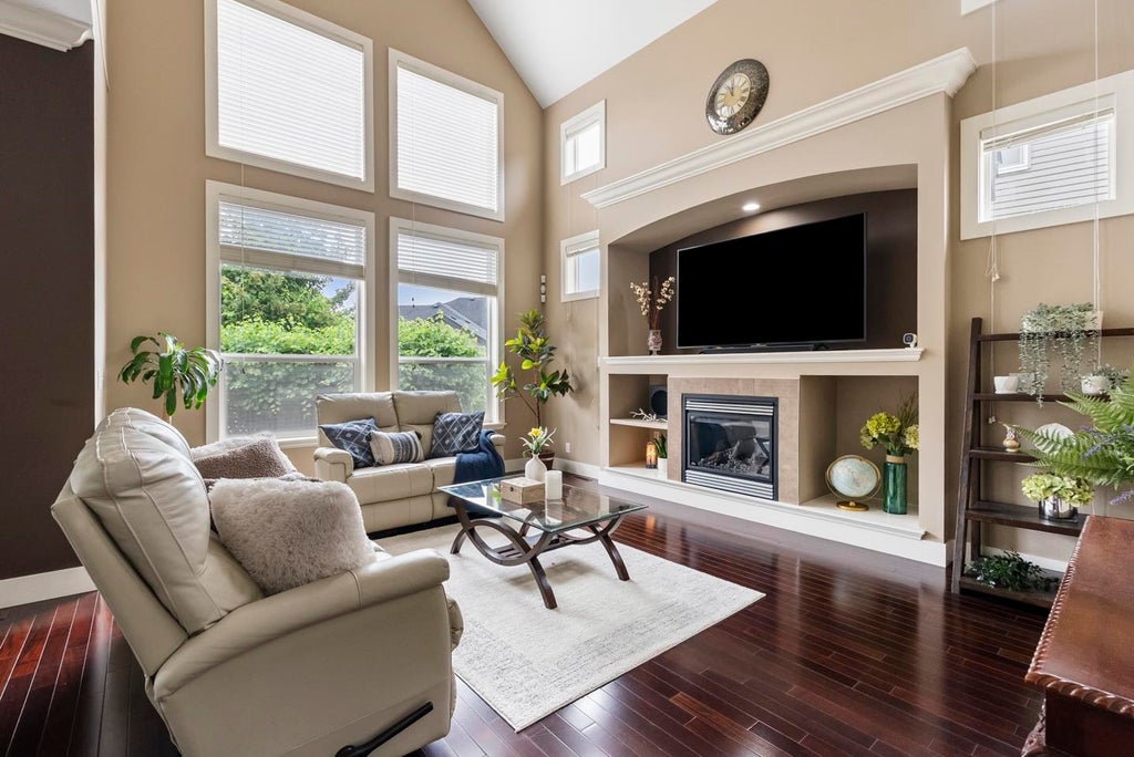 Photo of 6940 196b Street, Langley, BC V2Y 3A6 (MLS # R3143029)