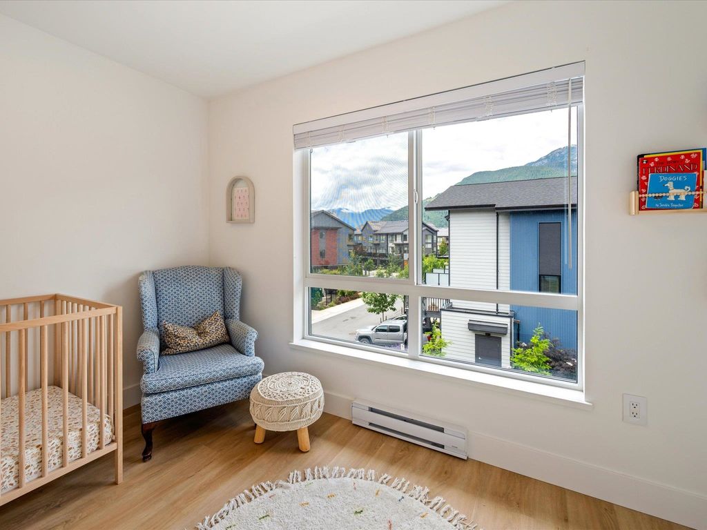 listing image 1104568882468671434