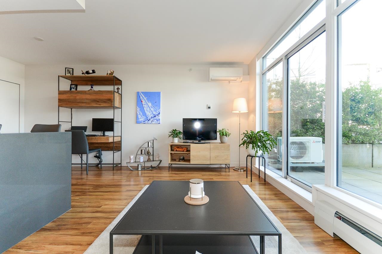 289 E 6th Avenue 221