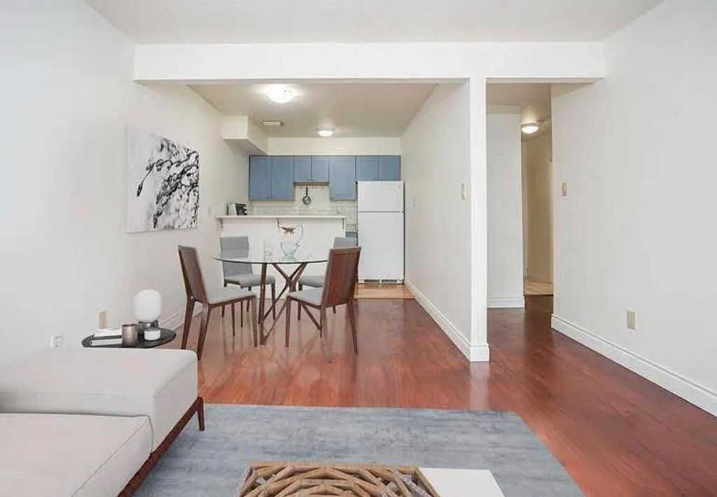 listing image 1100698512154182512