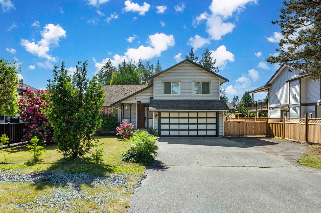 Photo of 4483 208 Street, Langley, BC V3A 2H7 (MLS # R3169442)