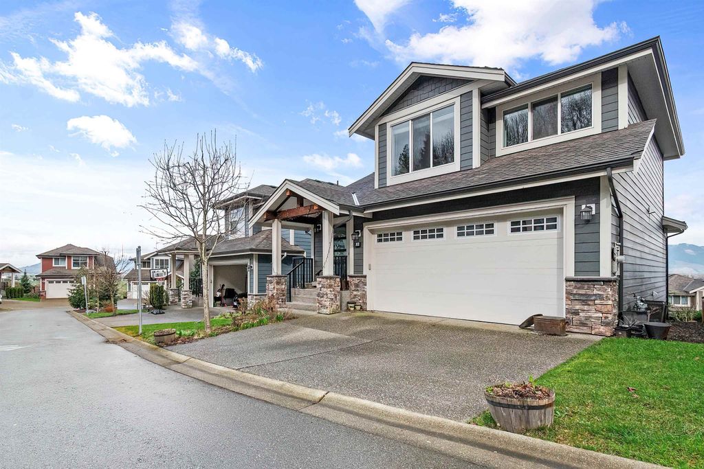 Photo of 50634 Ledgestone Place #41, Chilliwack, BC V2P 0E7 (MLS # R3099015)