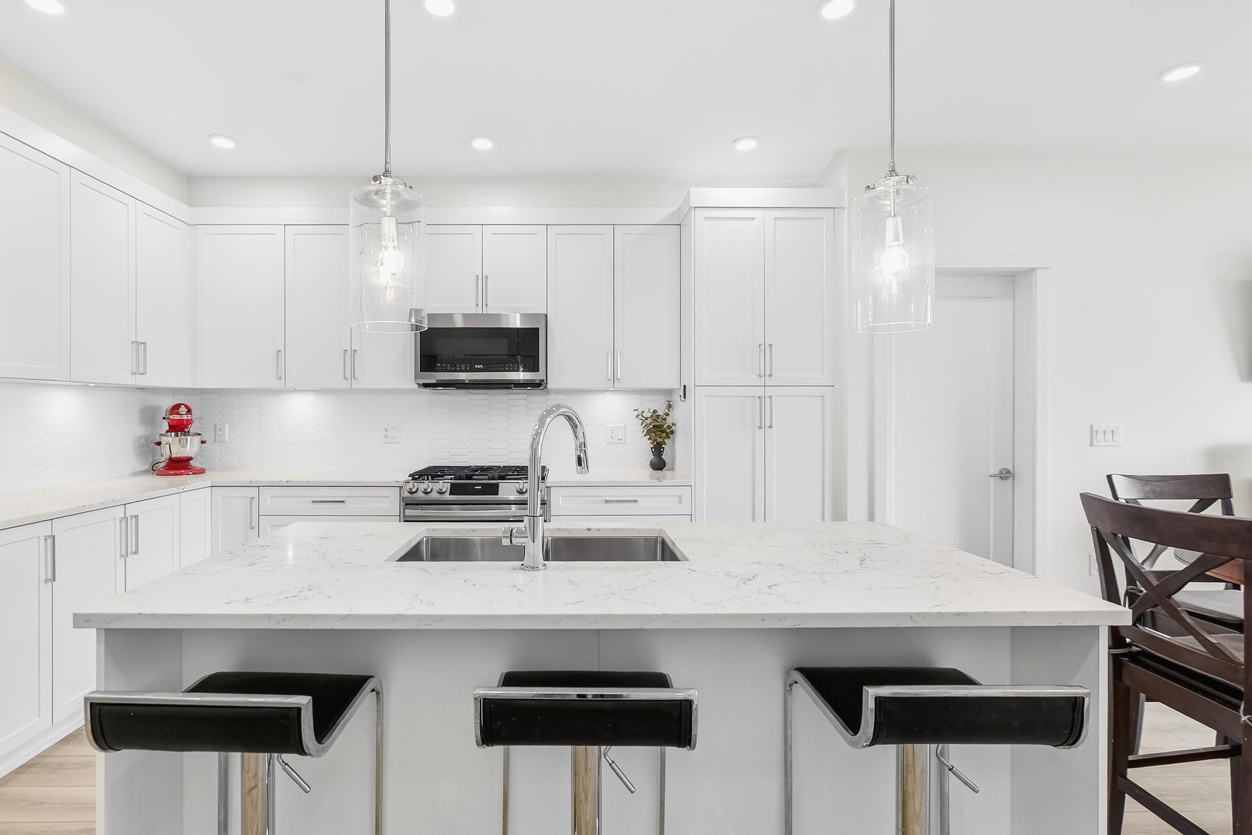 11865 227 Street 406