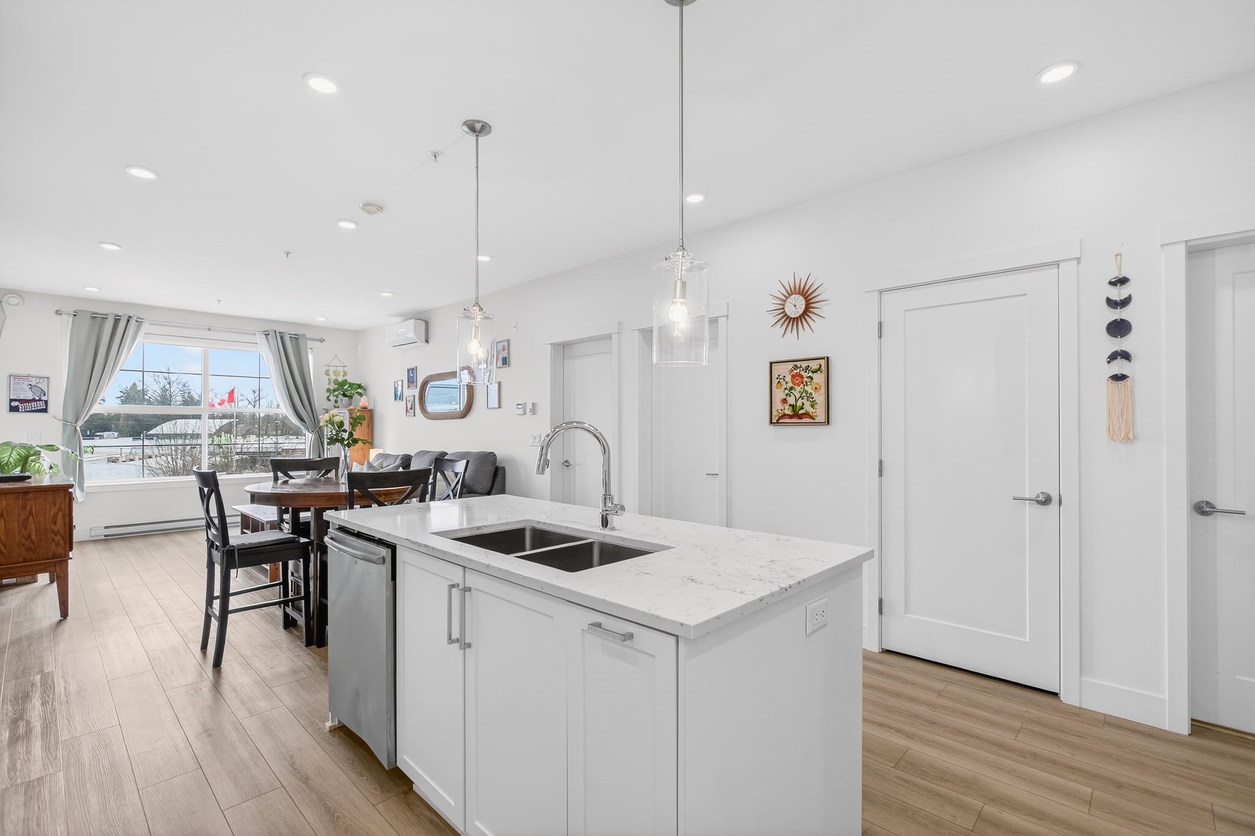 11865 227 Street 406