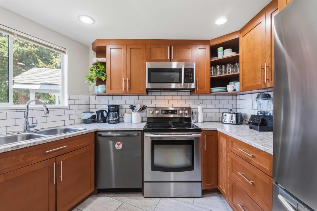 Photo of 19240 119 Avenue #8, Pitt Meadows, BC V3Y 2E8 (MLS # R3158377)