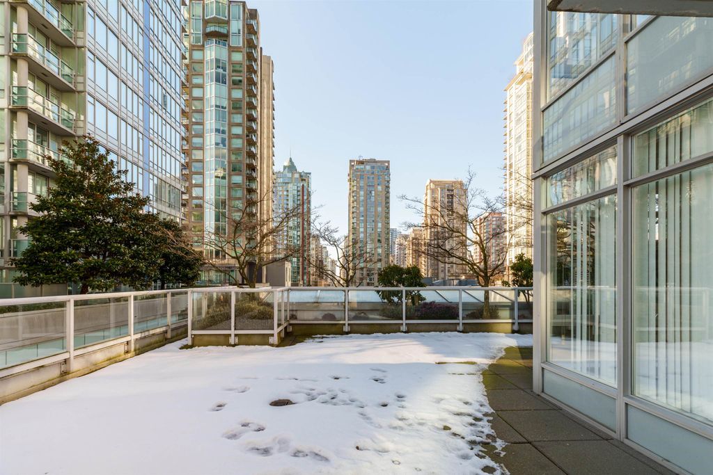 listing image 1104454485428559349
