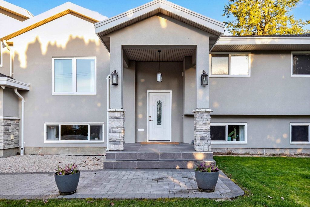 Photo of 9044 144 Street, Surrey, BC V3V 5Z8 (MLS # R3097083)