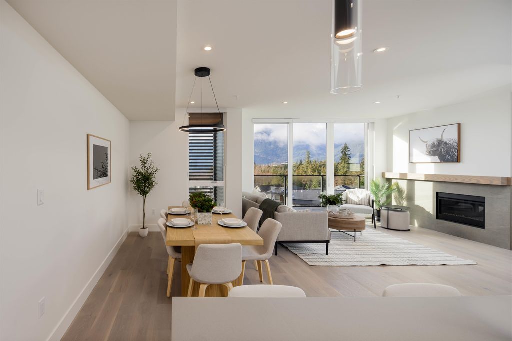 listing image 1104563540035802401