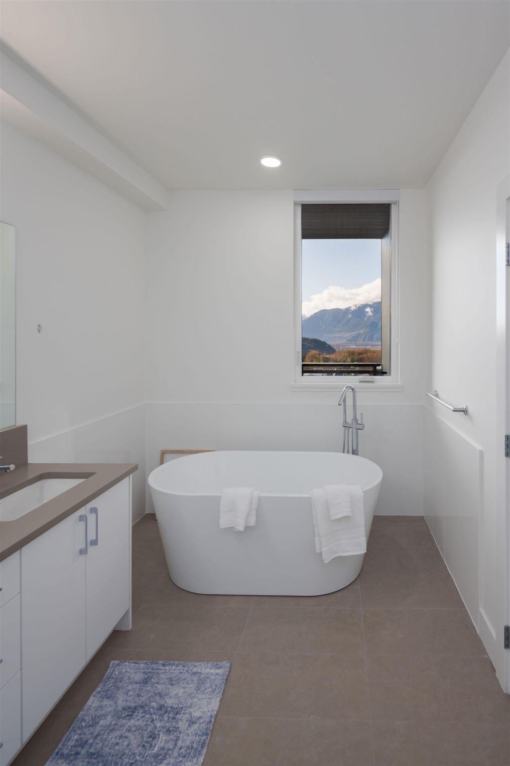listing image 1102397701310069635