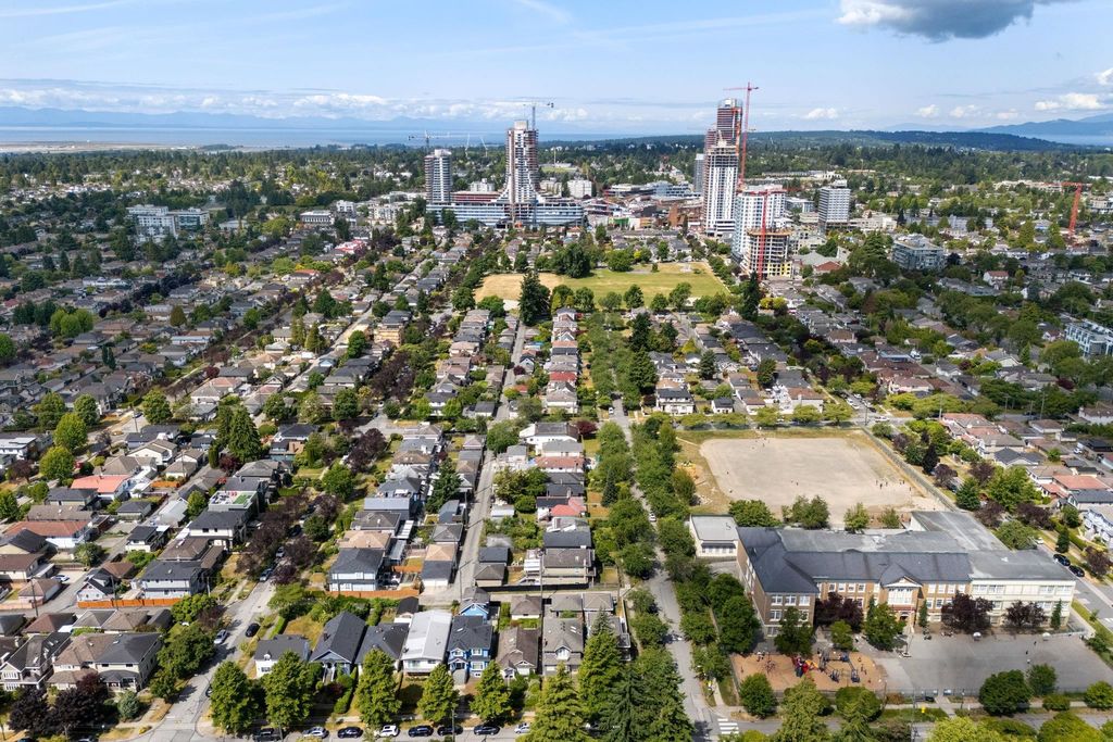 listing image 1107311250781223344