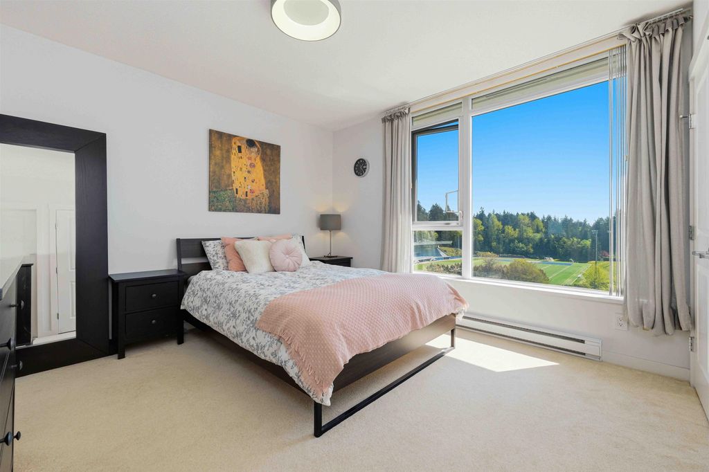 listing image 1101438417648832526