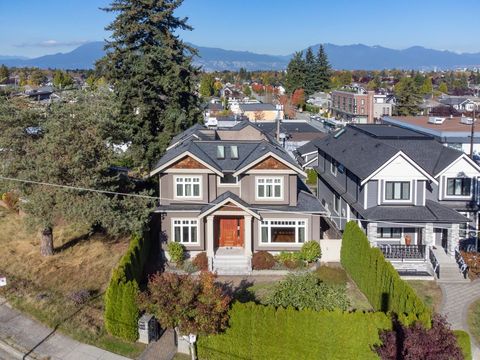 2817 Oliver Crescent Vancouver BC V6L 1T1