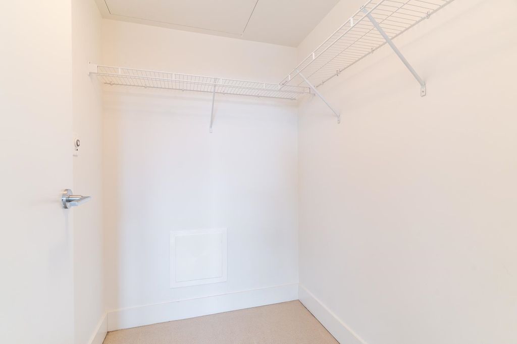 listing image 1105255347098186718