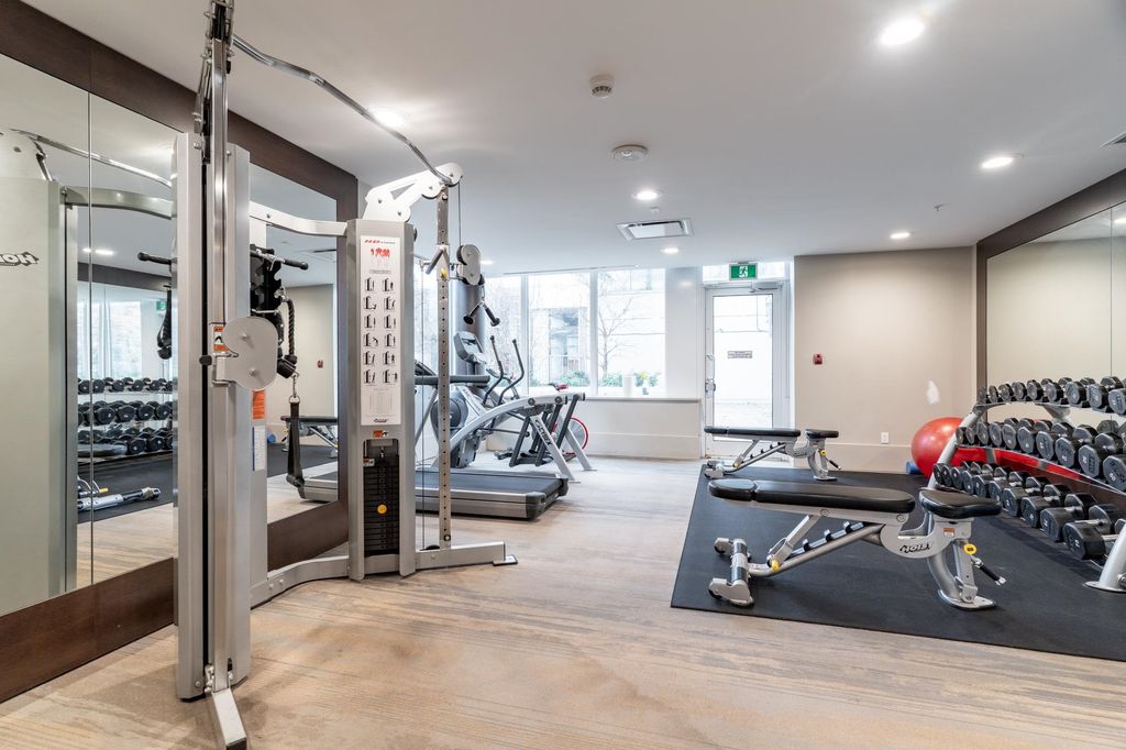 listing image 1105183235859325458