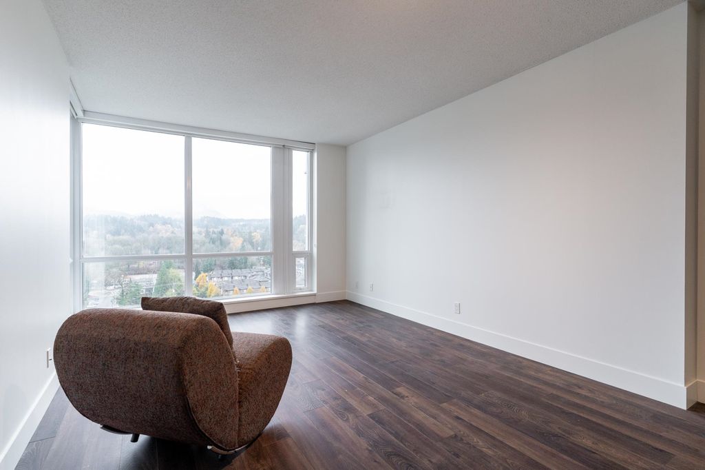 listing image 1103547027757293021