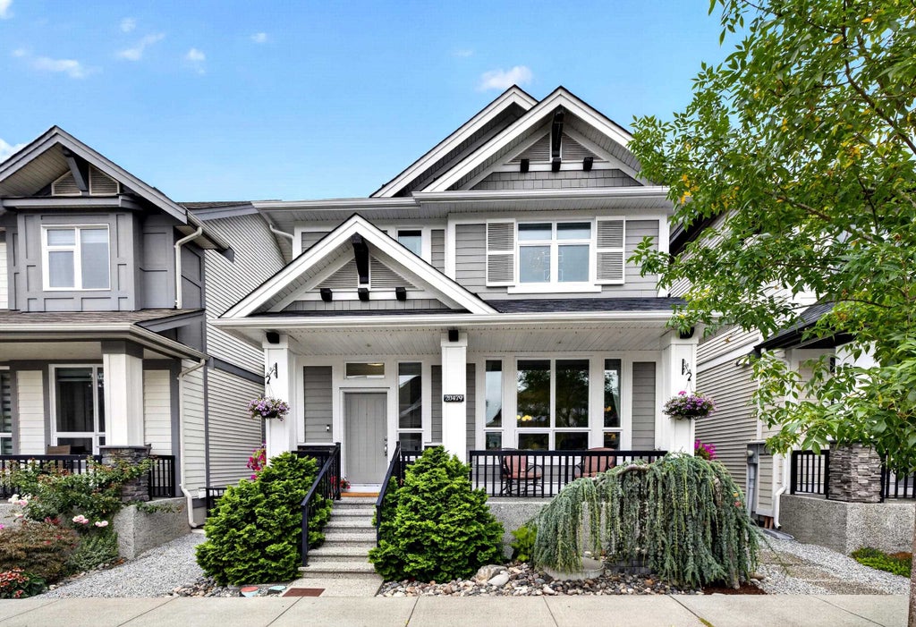 Photo of 20479 77b Avenue, Langley, BC V2Y 4K3 (MLS # R3161914)