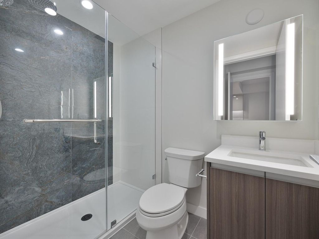 listing image 1102867173585530643