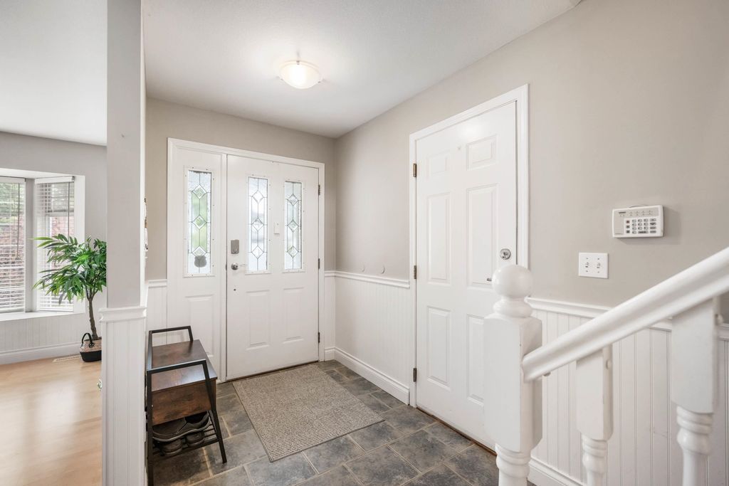 Photo of 27136 25a Avenue, Langley, BC V4W 3N4 (MLS # R3125963)
