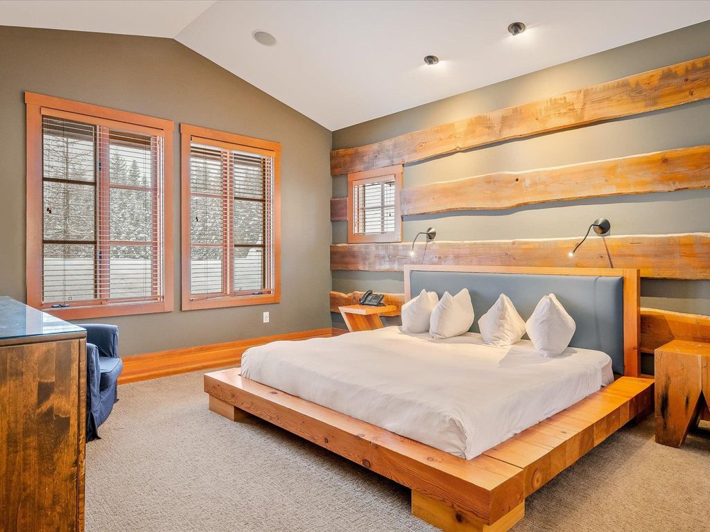 listing image 1107009142809275464
