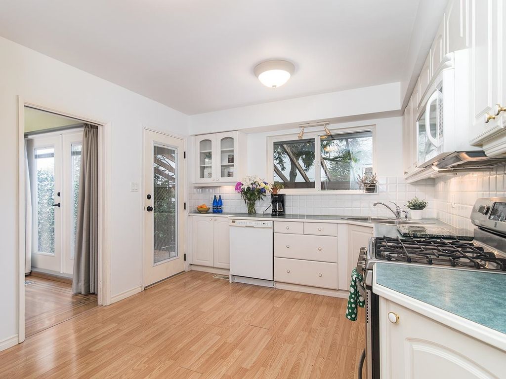 listing image 1103042263160529375